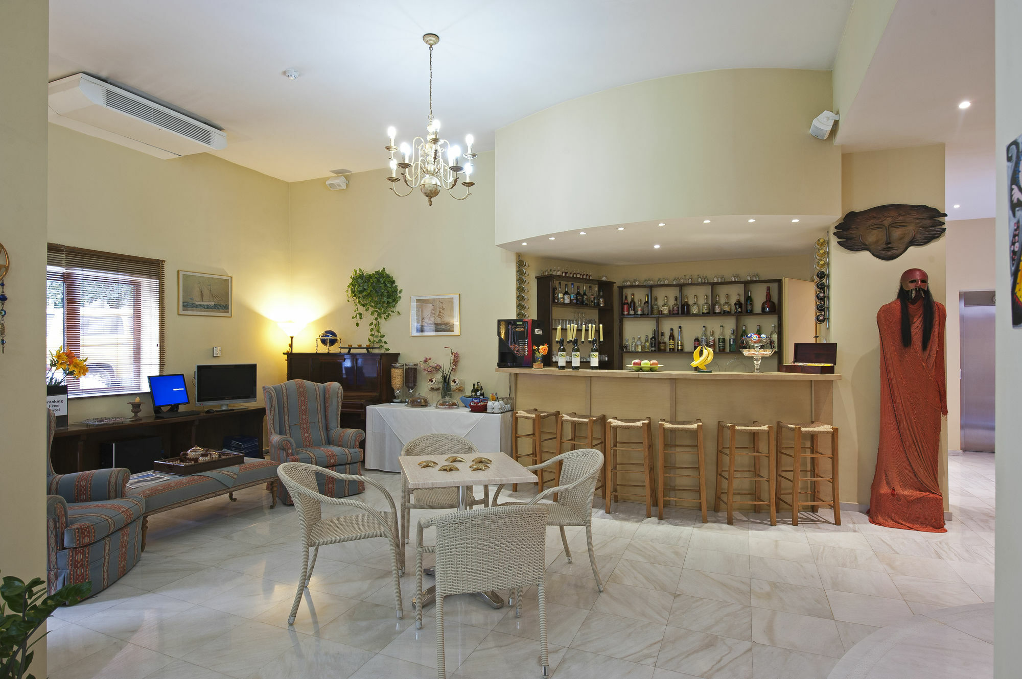 Efplias Hotel Apartments Pireu Exterior foto